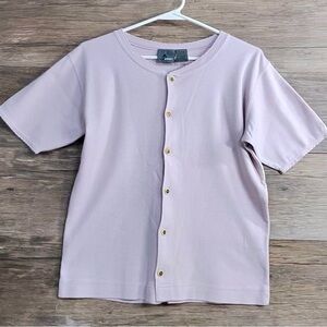 Liz wear lilac Button-Up Women's Tee